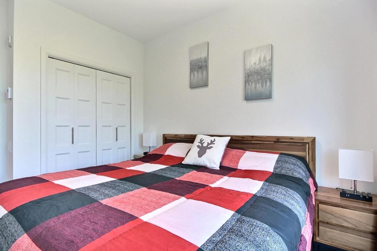 Good Vibes Only -Modern And Spacious 2 Bedroom Condo 4 Beds Free Parking, Gym Québec Exteriör bild